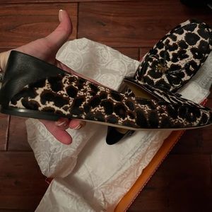 Leopard Tory Charm Loafer size 9